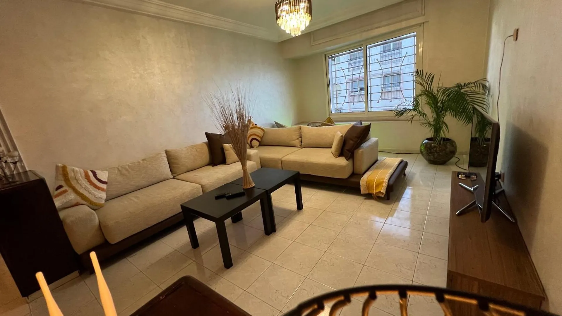 Bel Appartement Avec Une Belle Vue Sur La Grande Mosquee Hassan II Et La Mer Casablanca